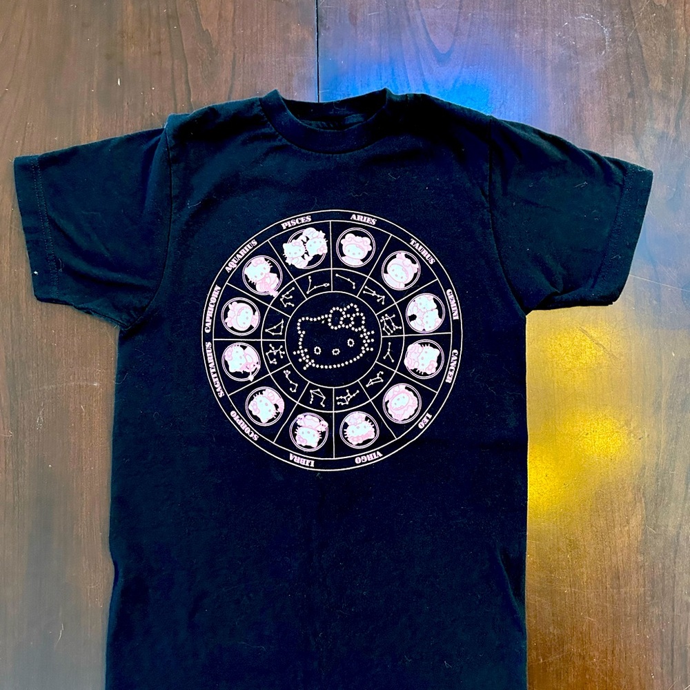 Hello Kitty zodiac tshirt